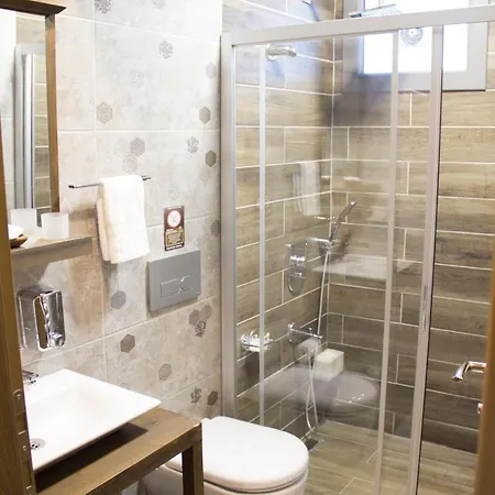 Itimat Otel فندق *