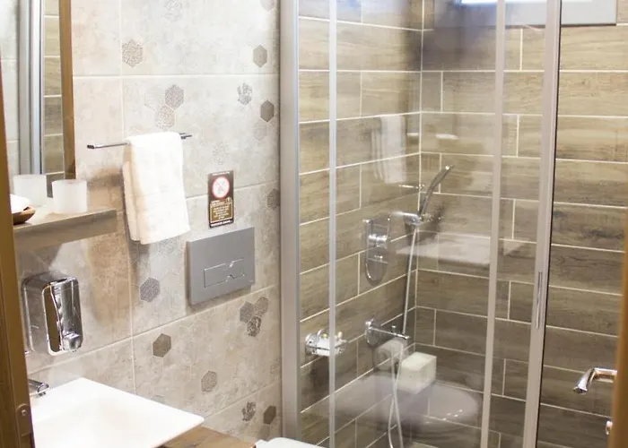 Itimat Otel Szálloda *